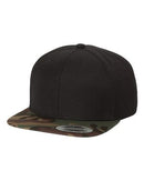 Yupoong Classics - Flat Bill Snapback Cap